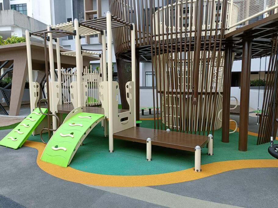 High-floor Sky Trees Views & Facilities A23 * Johor Bahru